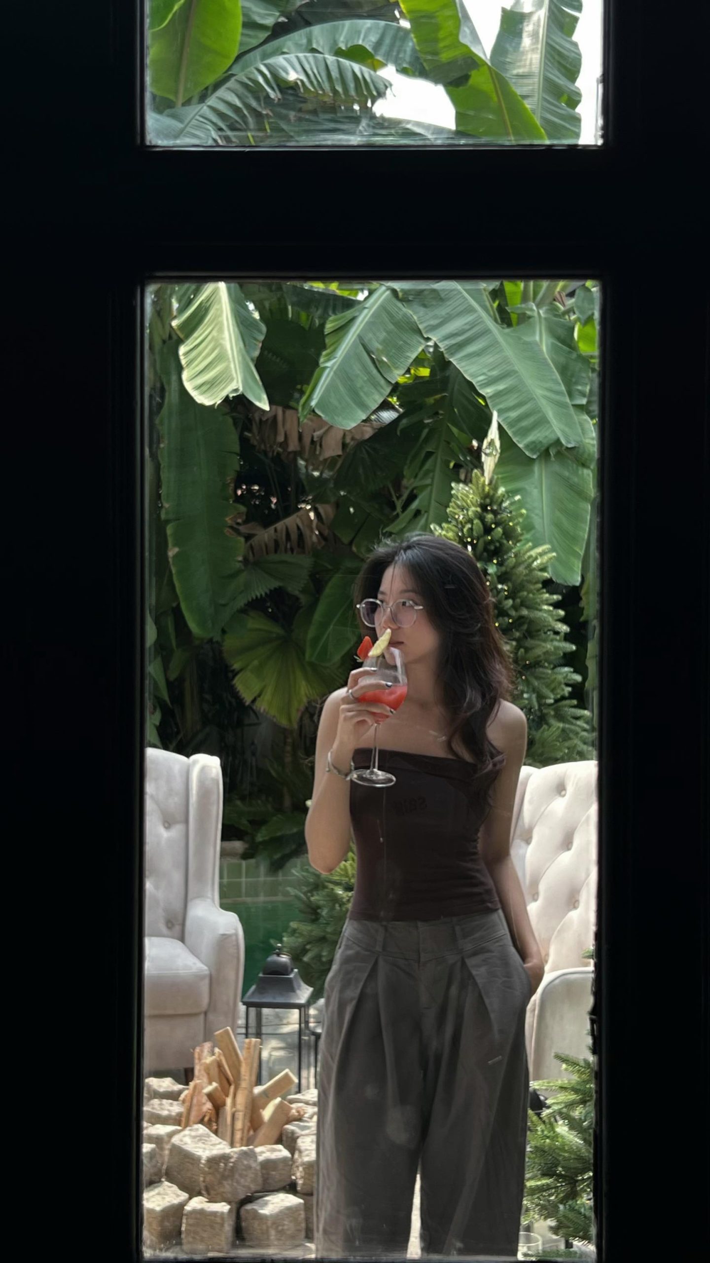 Thanh Hằngg_: Sự Tự Tin và Phong Cách trong Mỗi Bước Chân