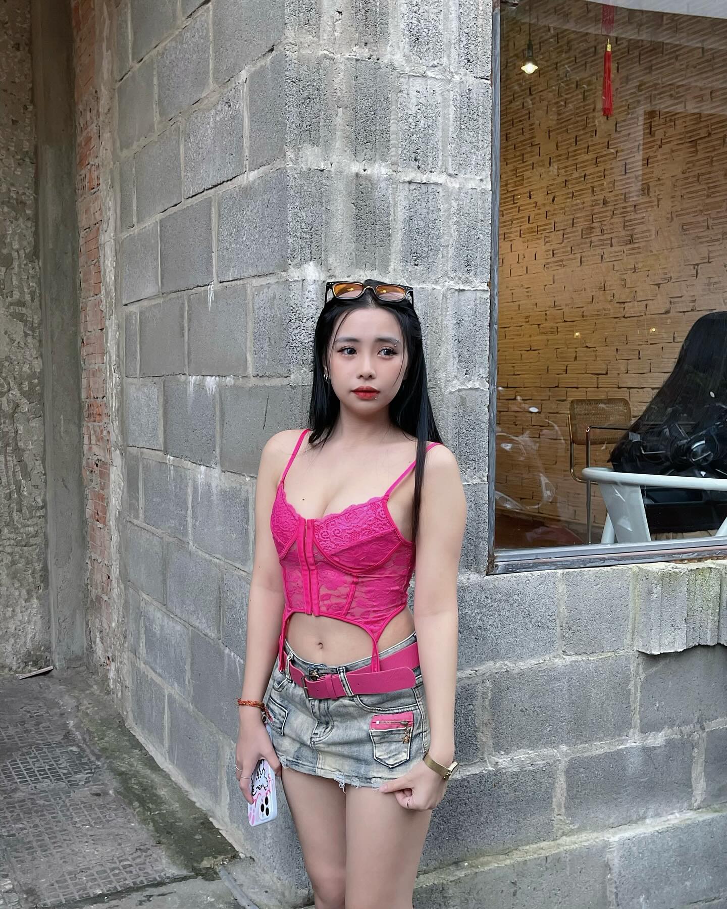 Trần Thị Thanh Hương: Sự Tự Tin và Phong Cách đầy Tinh Tế