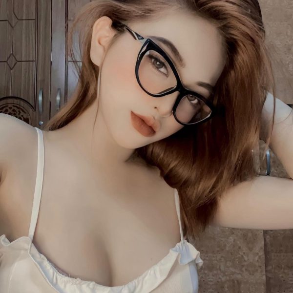 Ảnh 18+ Gái Xinh Instagram rose_xinhhh - OnlyFans Leak