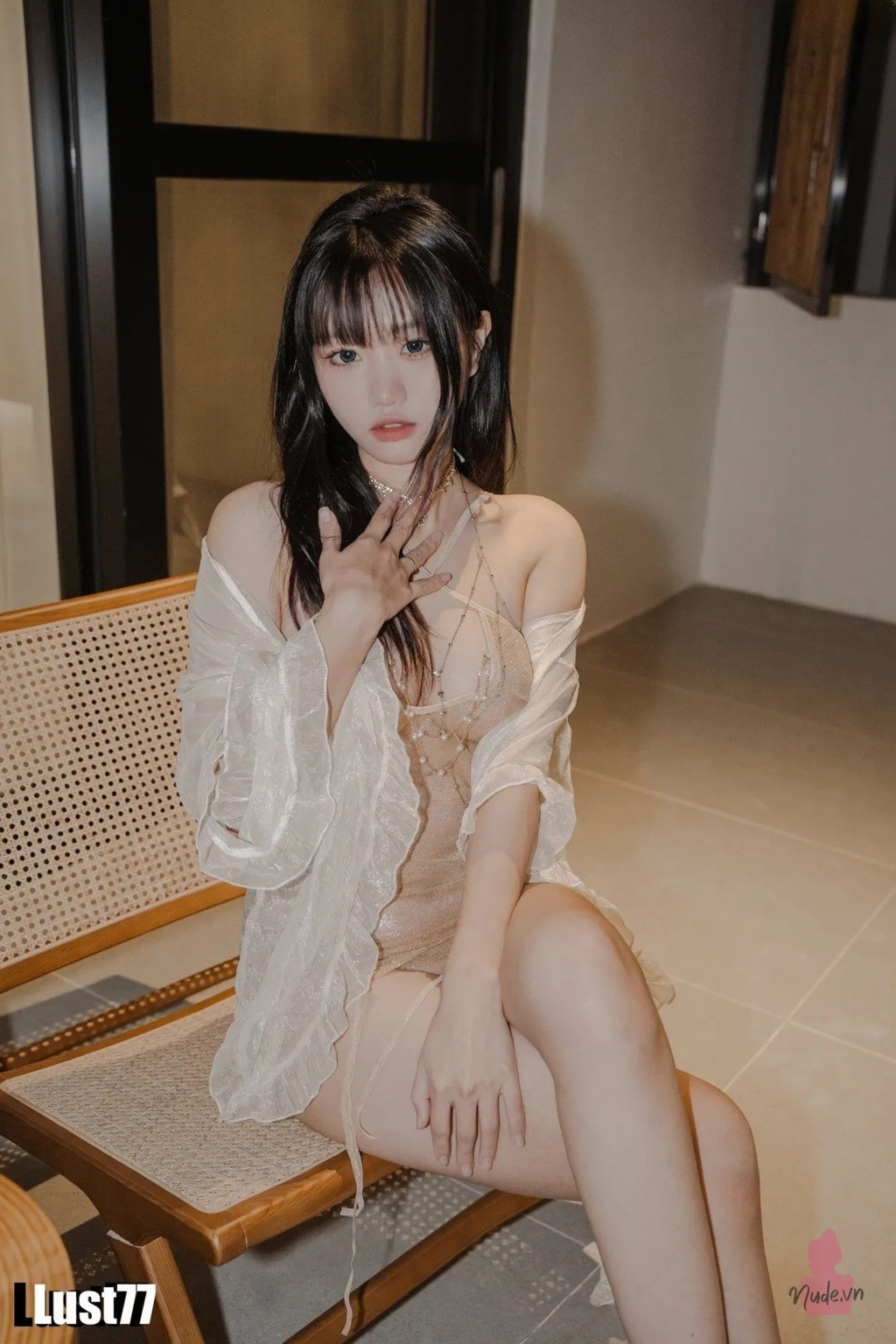 Qiqi_Lust77 – Nàng Gái Xinh Nude Tỏa Sáng Với Những Bộ Ảnh Đầy Mê Hoặc