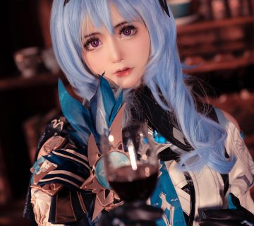 小礼好困 – Hóa Thân Thành "优菈" Trong Bộ Cosplay Nghệ Thuật